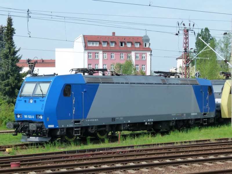 185 522-0.jpg
